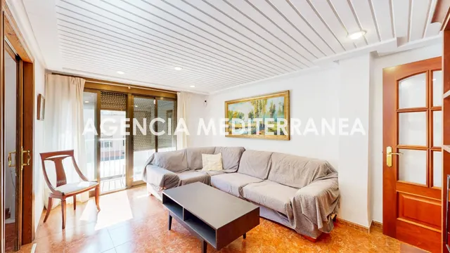 PISO EN VENTA EN LA PLAYA DE LA MALVARROSA - foto 3