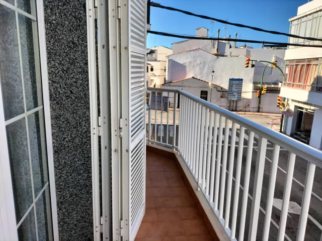 Piso en primera planta con patio de 31 m2 — 29