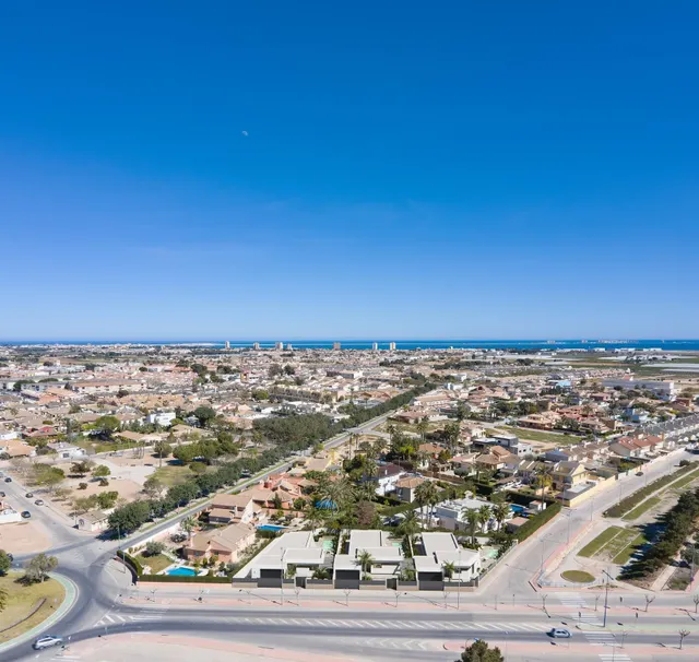 Villa de una planta con 3 dormitorios y piscina privada en San Javier — 27