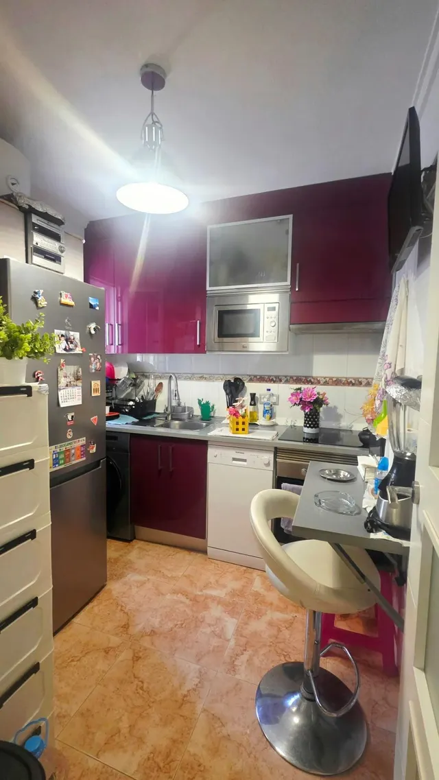 Ático de 3 Dormitorios con Piscina Comunitaria a 500 m de la - foto 3