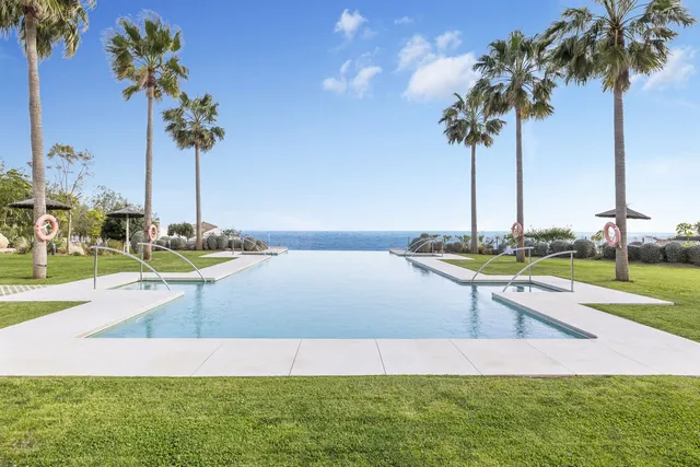Chalet 3 habitaciones 358m² en venta - Centro — 40