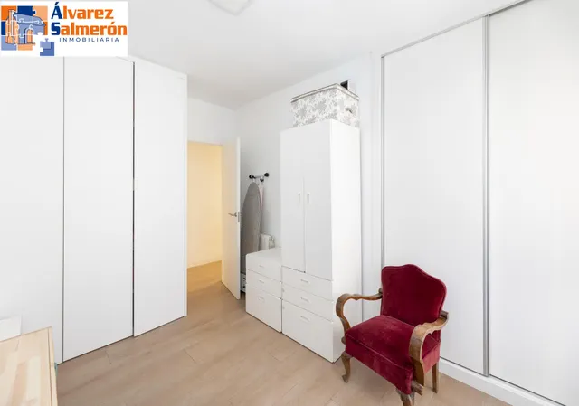 ✨ EXCLUSIVA VIVIENDA REFORMADA EN PLAZA MARIANA PINEDA — 24