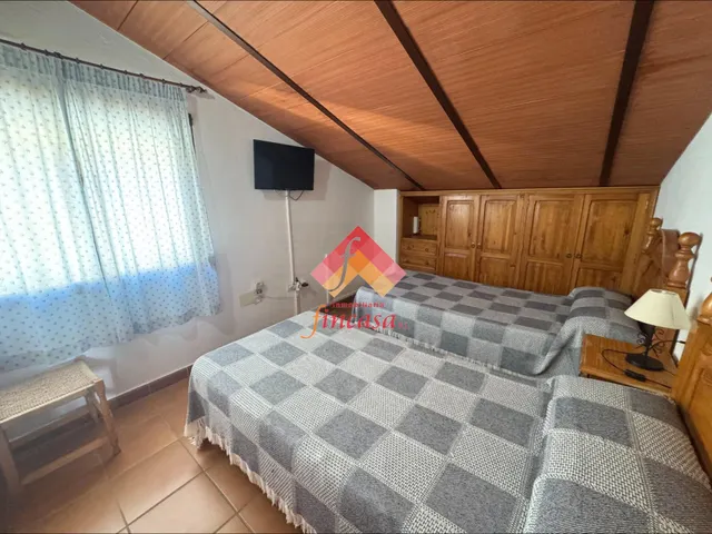 ESTUPENDA CASA DE CAMPO EN AMPLIA PARCELA — 18