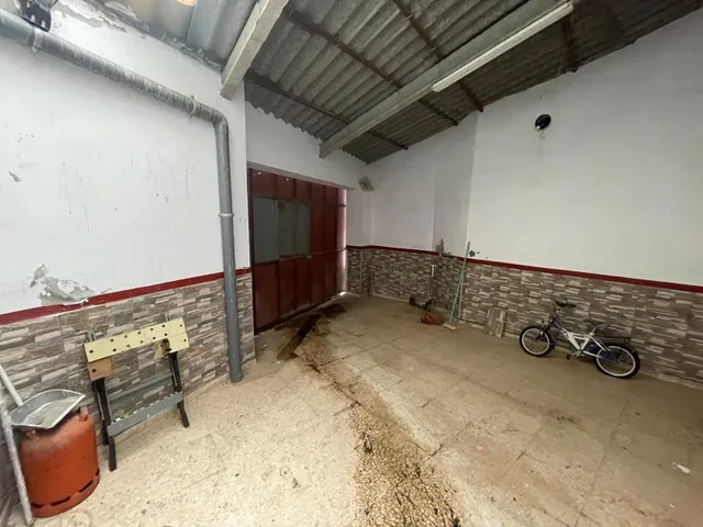 CASA EN ESQUINA EN CASAS DE DON ANTONIO — 17