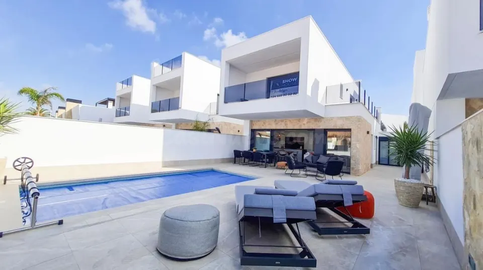 Villa 3 habitaciones 112m² en venta - Lo Pagán