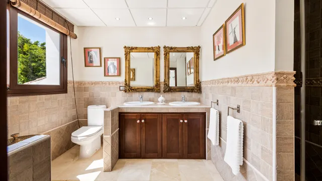 Chalet 5 habitaciones 292m² en venta - Costa Del Sol — 17