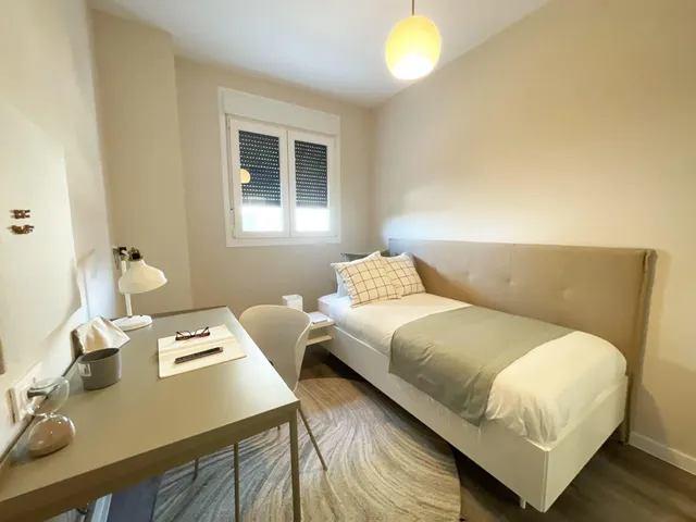 Pisos 3 habitaciones a estrenar en Teatinos / Carlos de Haya — 10