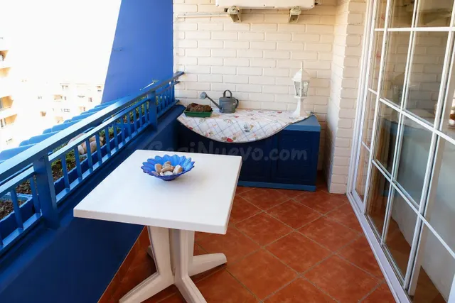 ÚLTIMO PISO CON ASCENSOR Y PLAZA DE GARAJE EN BLASCO IBAÑEZ - foto 4