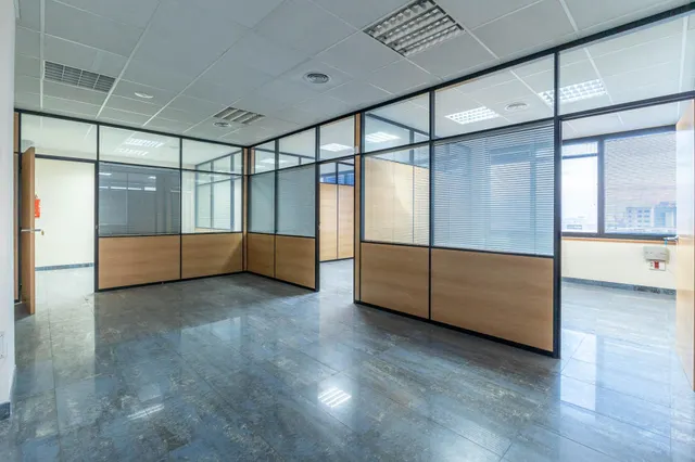 OFICINAS EN PUERTO  DE SAGUNTO — 5