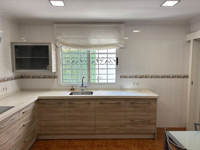 CHALET URBANIZACIÓN LOS VALIENTES - foto 4