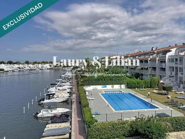 Apartamento de 3 dormitorios con piscina en el lago Sant Maurici — 20