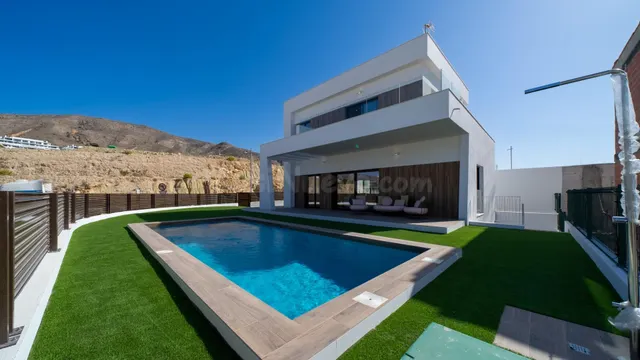 Villa Sunset: una fusión armoniosa entre naturaleza y vida m