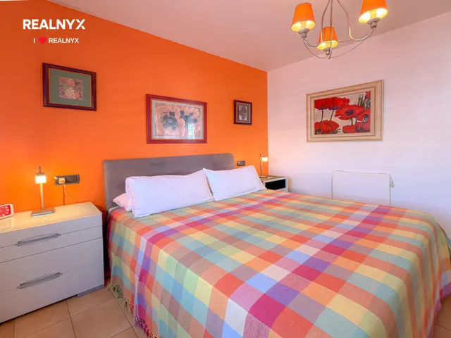 La Veleta! Exclusivo ático reformado con encanto + Amplia terraza con vistas maravillosas al mar (200 m de la playa) — 20