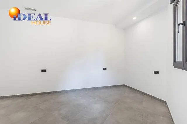 Vivienda a estrenar en urbanización privada en Parque Almunia con sauna, gimnasio y piscina comunitaria. — 13