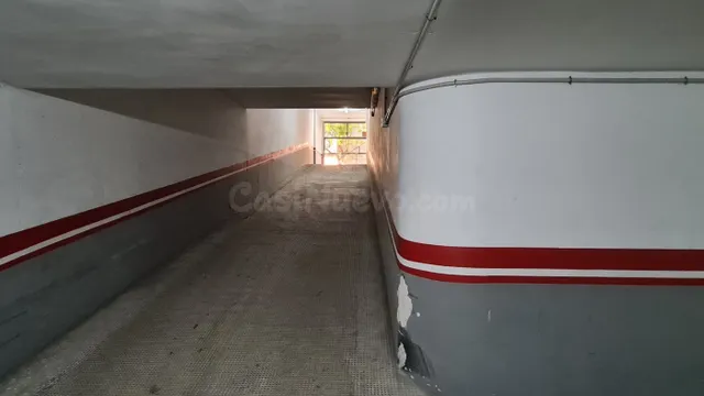 ALG401 - GARAJE DE 12M2 EN LA CALLE SERRANS DE ALGEMESÍ - foto 4