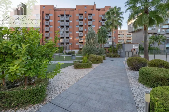 Moderno Apartamento Nuevo en el Campus de la Salud - Granada — 8