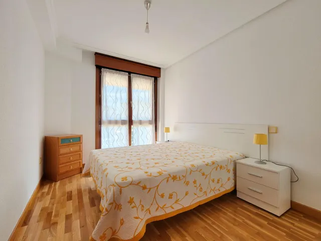 Vivienda  exterior actualizada de UN dormitorio en pleno centro de Palencia — 23