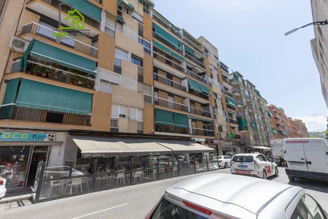 Estupendo piso  en la última planta en calle doctor azpitarte — 34