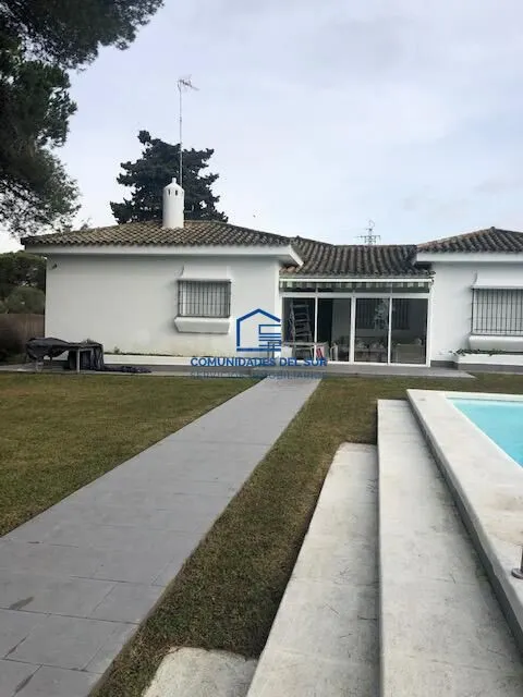 Exclusiva vivienda con piscina en Vistahermosa – ALQUILER TE - foto 2