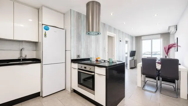 GRAN APARTAMENTO EN TORREVIEJA: 2 HAB, 1 BAÑO — 9