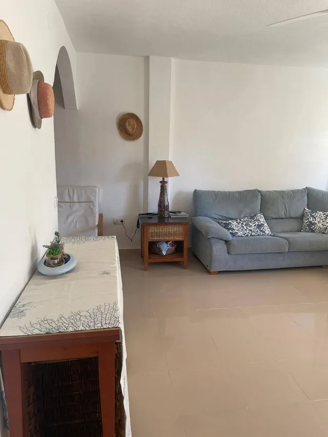 Piso reformado de 3 dormitorios con piscina, cerca de la playa – Santiago de la Ribera. — 13