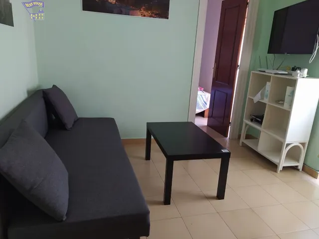 CASA INDEPENDIENTE EN CENTRO — 4