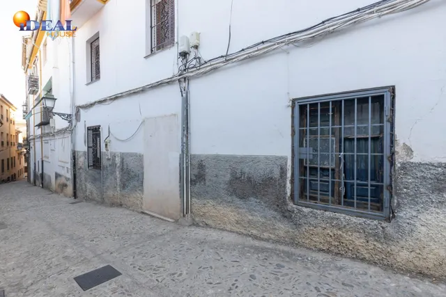 Edificio en venta completo junto a Gran Vía- Bajo Albaicín — 40