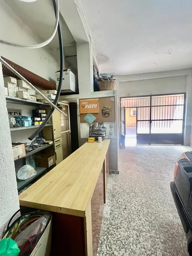 AMPLIO LOCAL EN ZONA FRANCISCANOS — 3