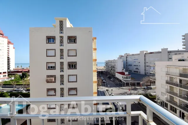 TODO EXTERIOR Y REFORMADO CON TERRAZA Y CON VISTAS AL MAR — 33