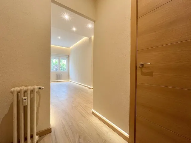 Piso luminoso en calle Constancia 36 — 12