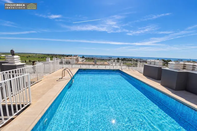 **VIVIENDA CON TERRAZA, PISCINA Y PARKING EN LA RÀPITA** ☀️ — 21