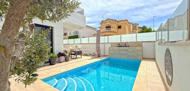 Villa 3 habitaciones 190m² en venta - Lomas de Campoamor-Las - foto 2