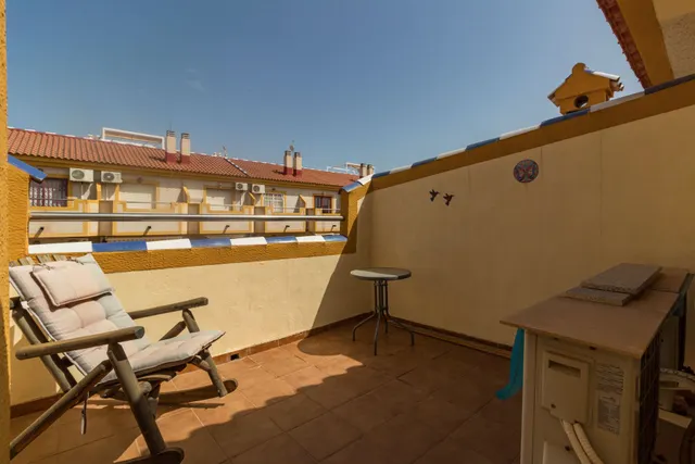 ADOSADO DE 3 DORMITORIOS Y 2 BAÑOS EN ORIHUELA COSTA — 35