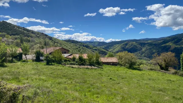 Gran Casa  para rehabilitar en pueblo tranquilo del pirineo — 27