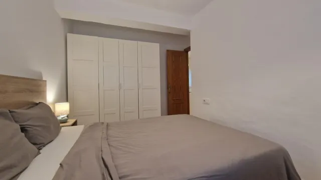 Vivienda de 3 Dormitorios en alquiler en régimen de VIVIENDA HABITUAL en Carlos Haya — 11
