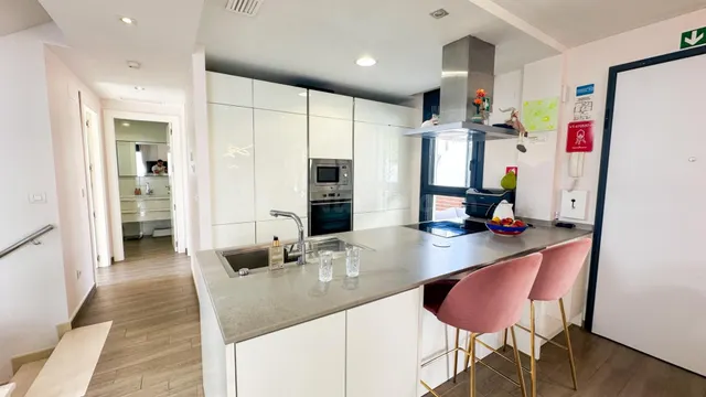 Villa 5 habitaciones 250m² en venta - torrevieja — 2
