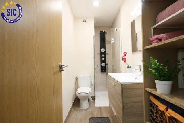 AMPLIA VIVIENDA REFORMADA DE 4 habitaciones CON ASCENSOR EN TORRENT — 15