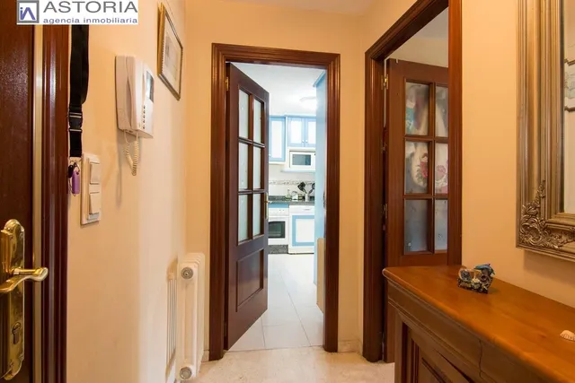 Magnifica vivienda con garaje en vergeles, junto a palacio de deportes — 7