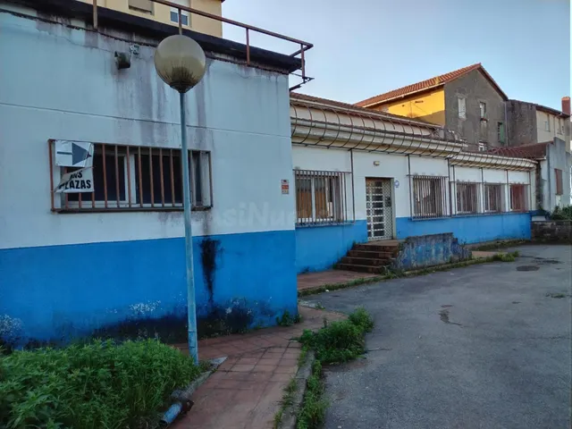 Local comercial 717m² en alquiler - Peñacastillo - Nuevamont - foto 2