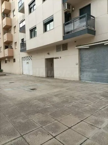 Local comercial 64m² en venta - La Reconquista - El Ensanche - foto 2