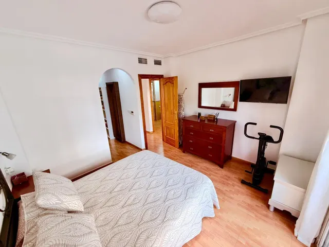 Amplia casa con garaje privado en San Pedro del Pinatar a 5 minutos andando de la playa — 14