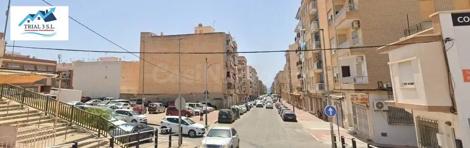 VENTA DE COMERCIAL EN ÁGUILAS.