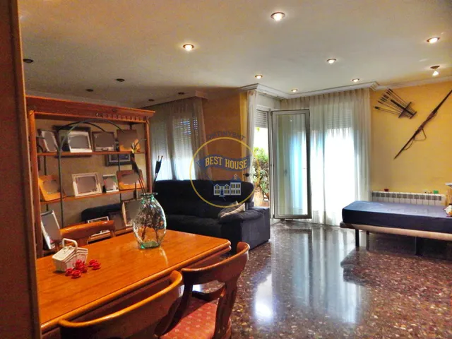 BONITO PISO LISTO PARA ENTRAR A VIVIR CON GARAJE INCLUIDO Y  BUENA UBICACIÓN EN ONTINYENT(VALENCIA) — 8
