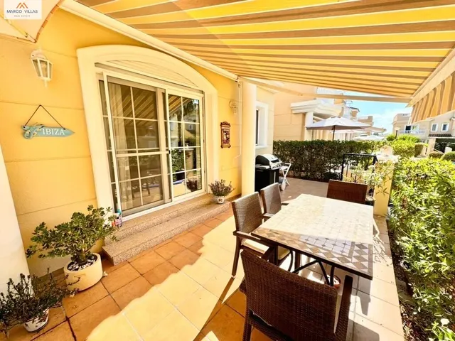Villa en San Fulgencio-1317LM- Marco Villas Real Estate — 17