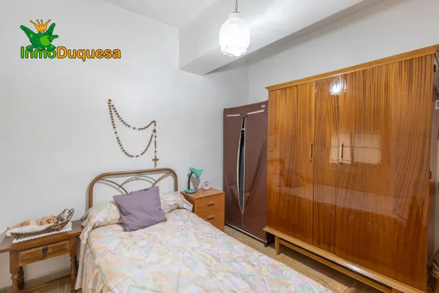 Piso de 3 dormitorios en calle Arabial — 18