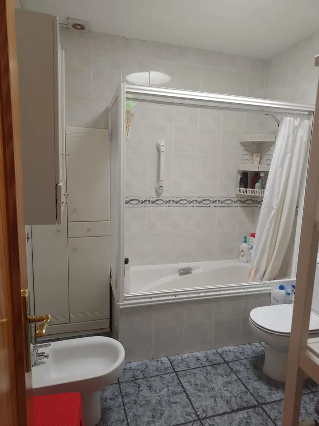 Alquiler de habitación en Costacabana — 11