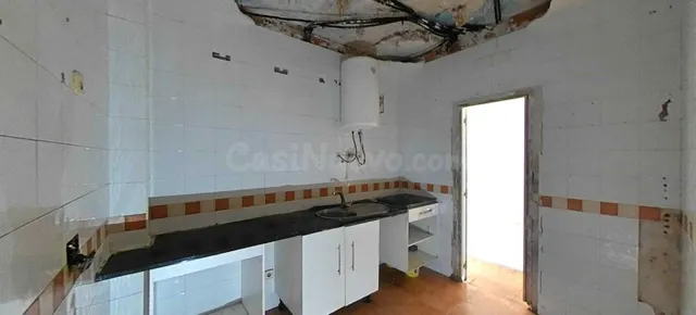 PISO EN VENTA EN USERA – MADRID | 2 DORMITORIOS | PARA REFOR - foto 3