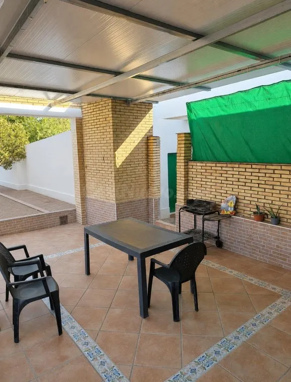 Gran oportunidad, chalet en Villanueva del Río y Minas — 3