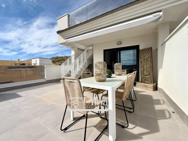 ESPACIOS EXTERIORES Y LUZ NATURAL EN UNA VIVIENDA DE OBRA NU - foto 2