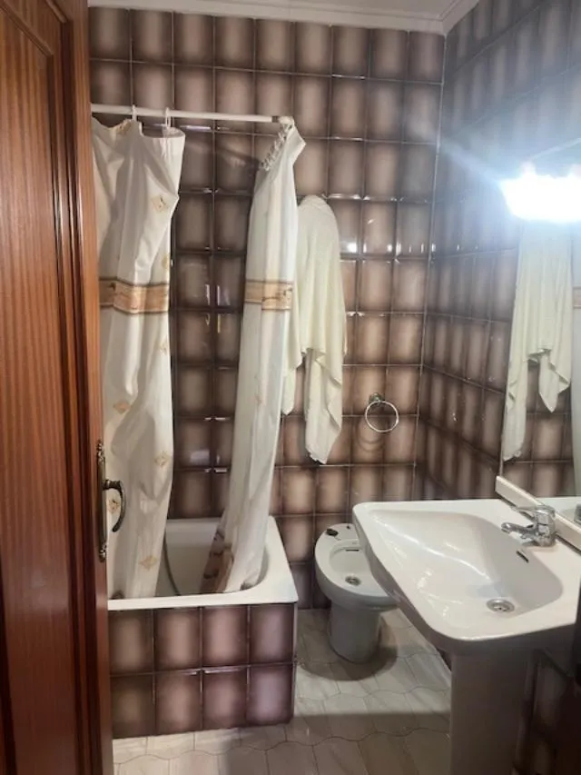 PISO EN DOLORES, REF-16 A — 15
